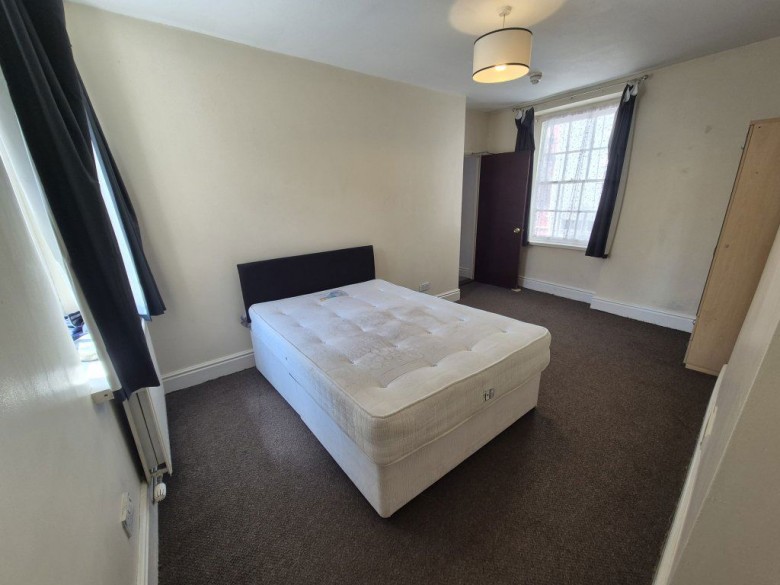 Click the photo for more details of 2 Bedroom House, Aberystwyth