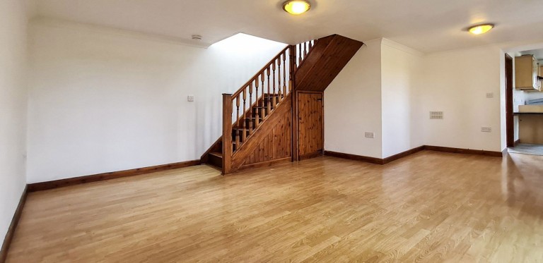 Images for 3 Bedroom House, Llangwyrfon