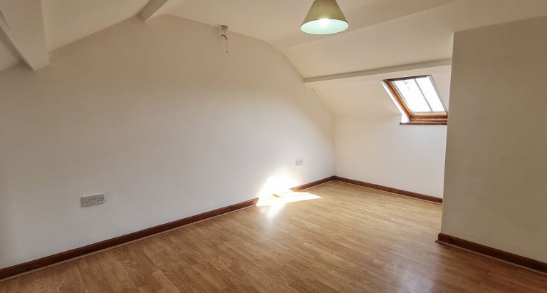 Images for 3 Bedroom House, Llangwyrfon